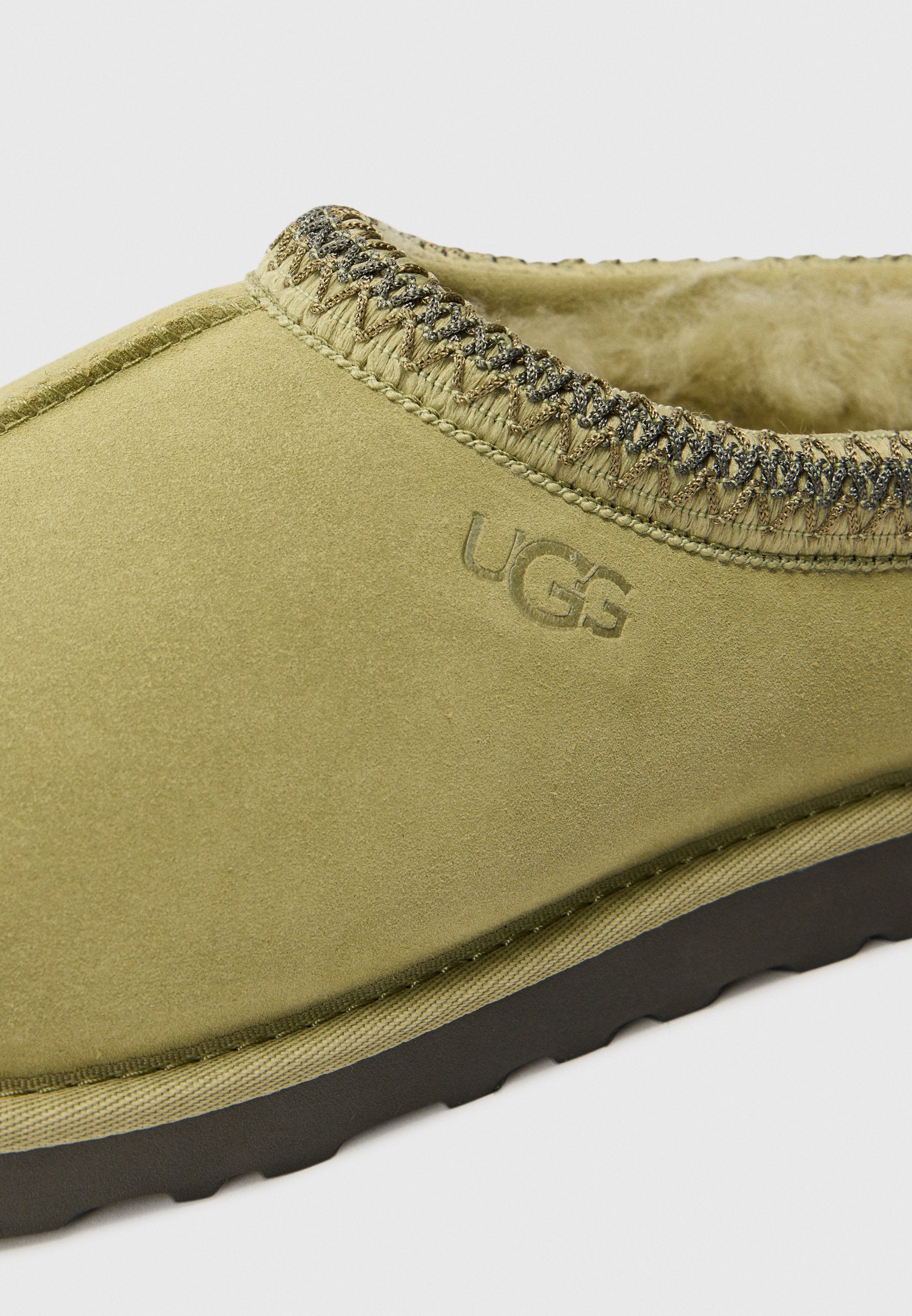 UGG TASMAN II