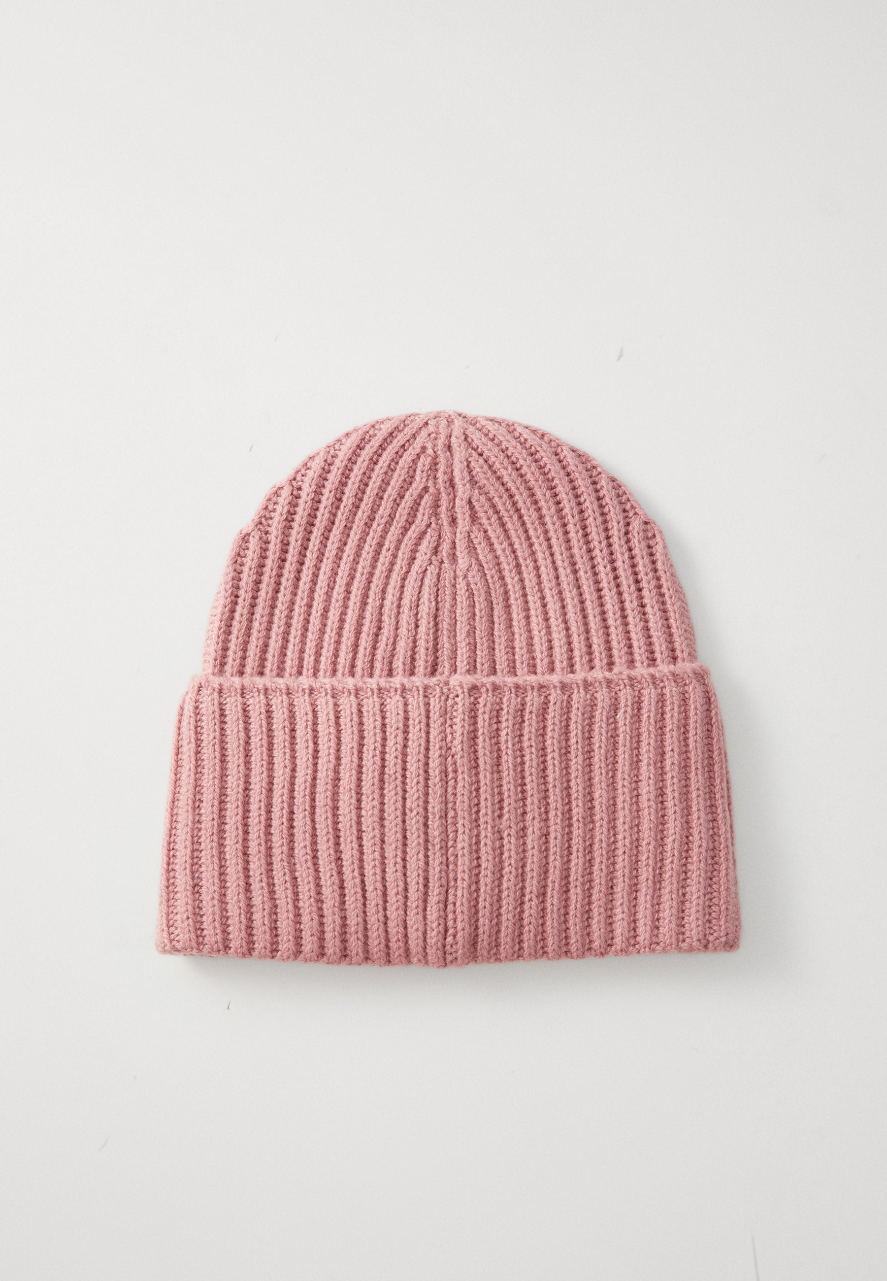 ELEVATED SCRIPT BEANIE Media 2