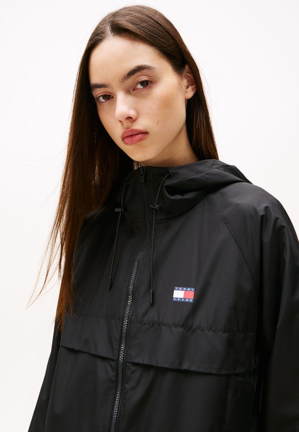 Tommy Jeans RELAXED WATER REPELLENT RIPSTOP HOODED WINDBREAKER