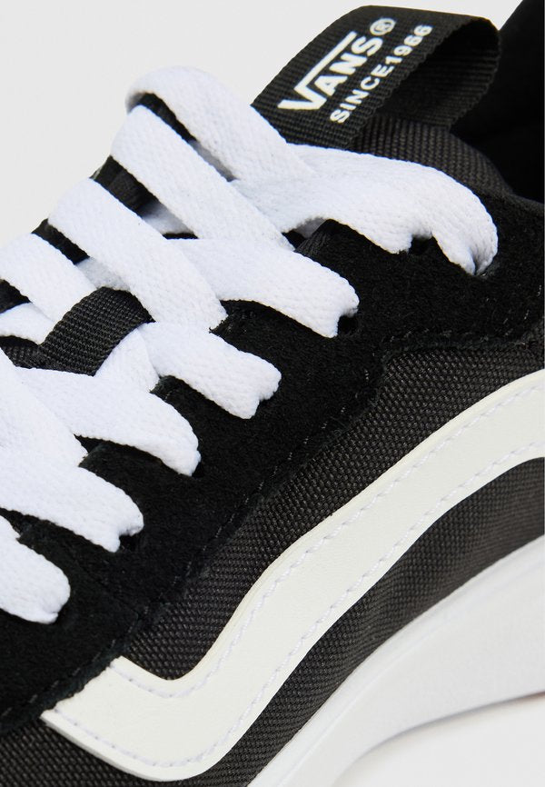 Vans RANGE