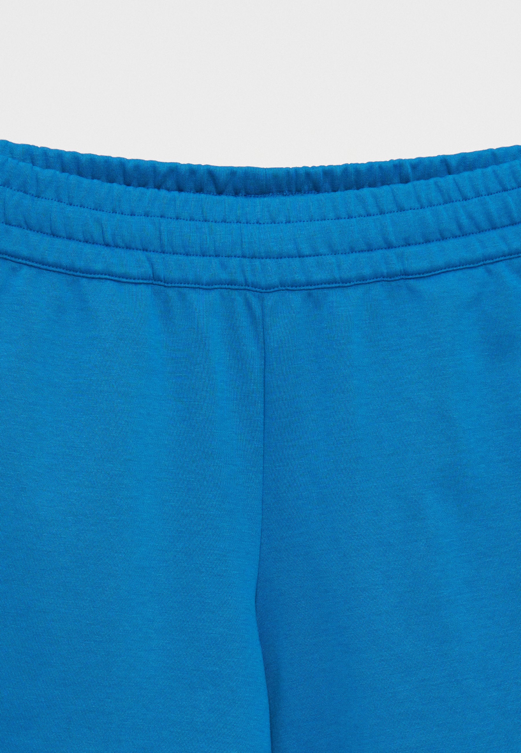 EA7 Emporio Armani Kurze Sporthose Media 5
