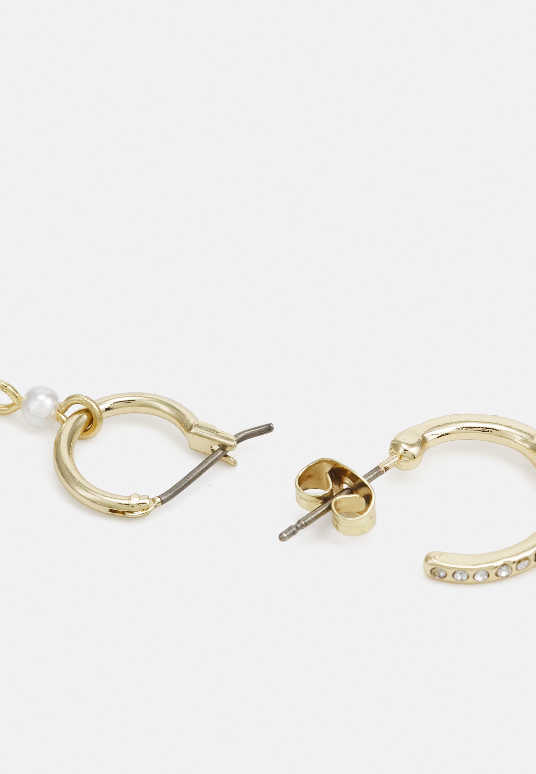 Pieces PCAHIA EARRINGS 4 PACK
