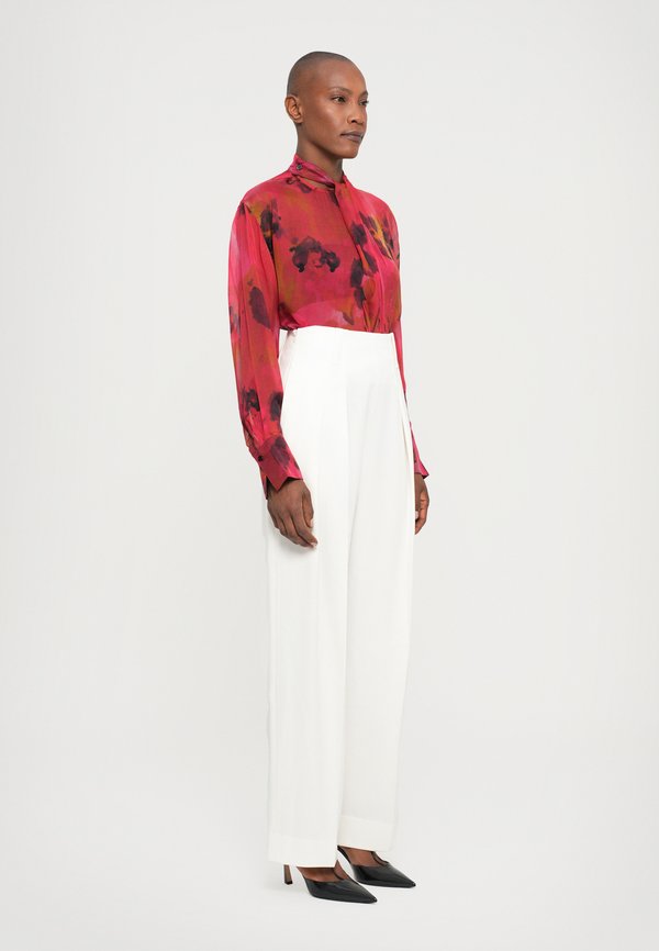 Victoria Beckham HIGH WAIST CINCH TROUSER