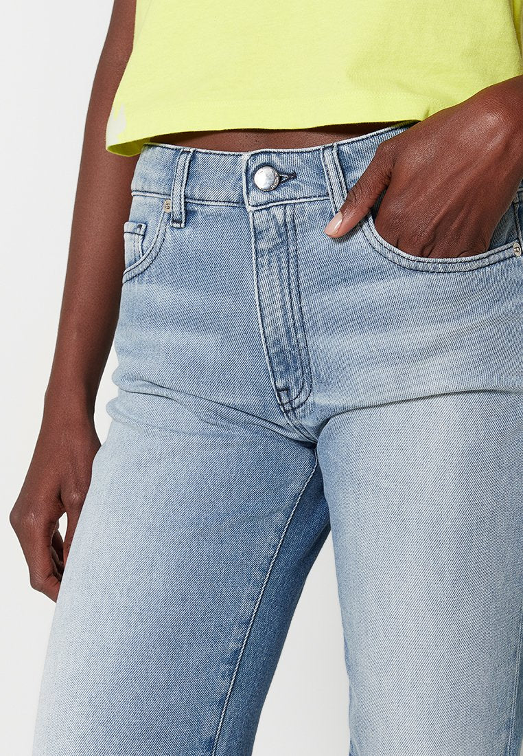 Love Moschino