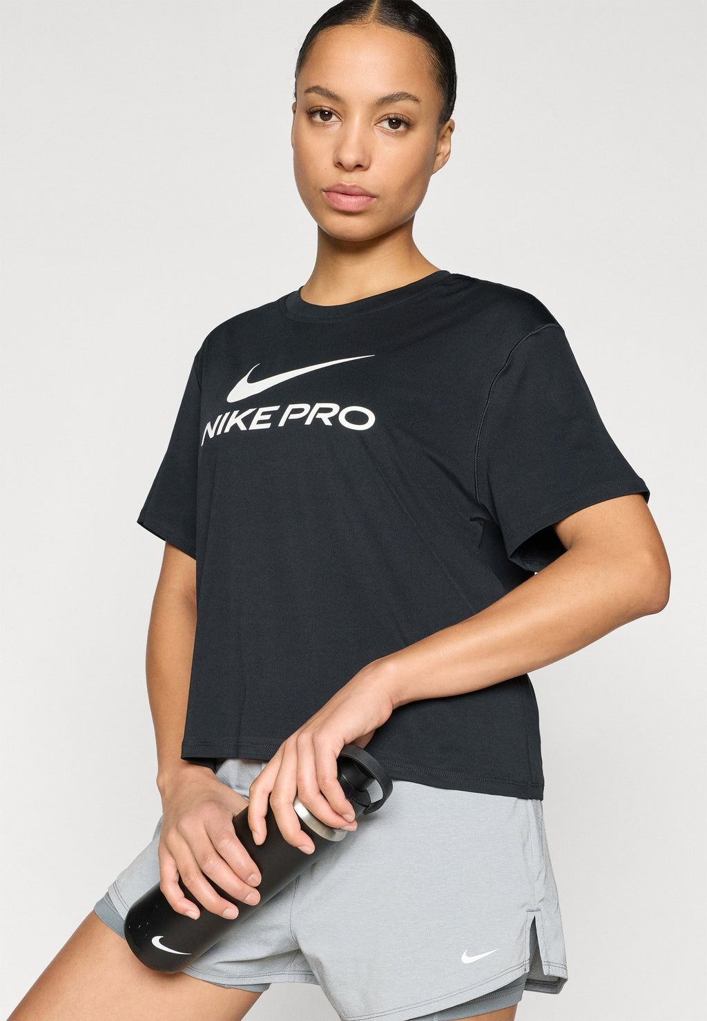 Nike Performance 365 LOOSE