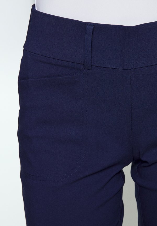 Callaway PULL ON SHORT