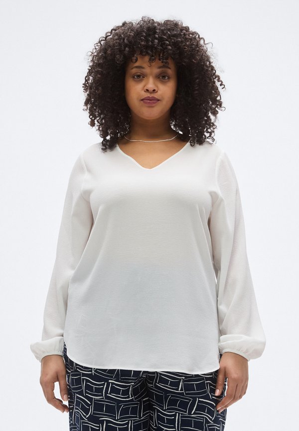 ONLY Carmakoma CARVICA L/S V-NECK TOP WVN NOOS
