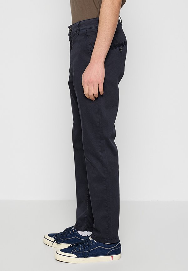 Gaudi SLIM FIT