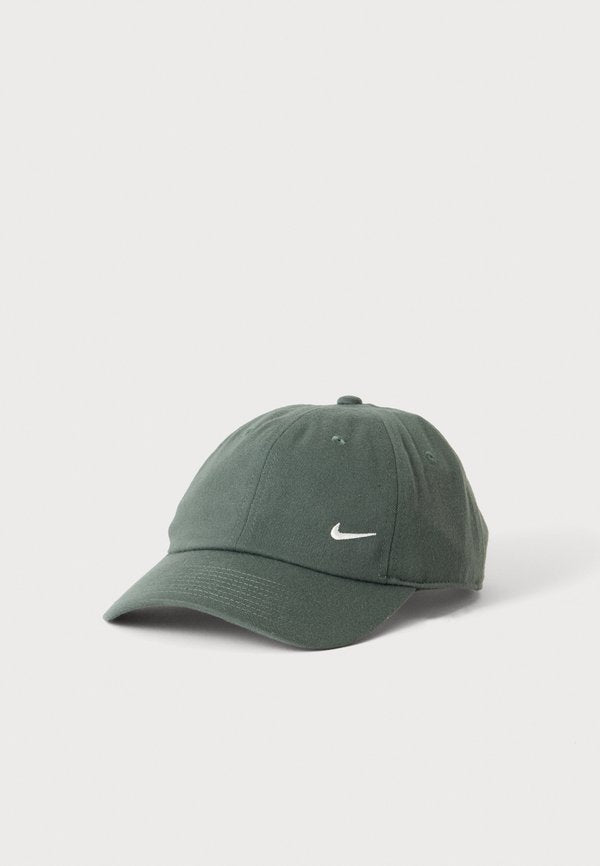 Nike Sportswear CLUB UNISEX - Cap - camo green/sail