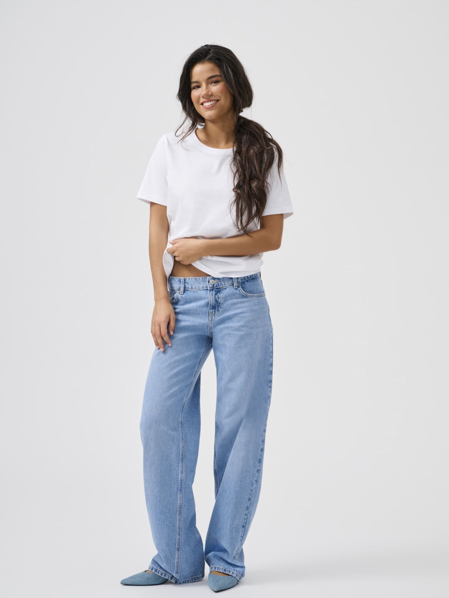 Wide-fit ONLBRENDA Low waist Straight Fit Media 4