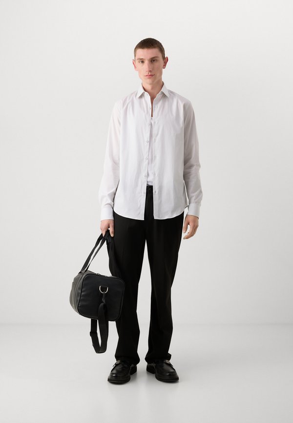 Calvin Klein ENTRY