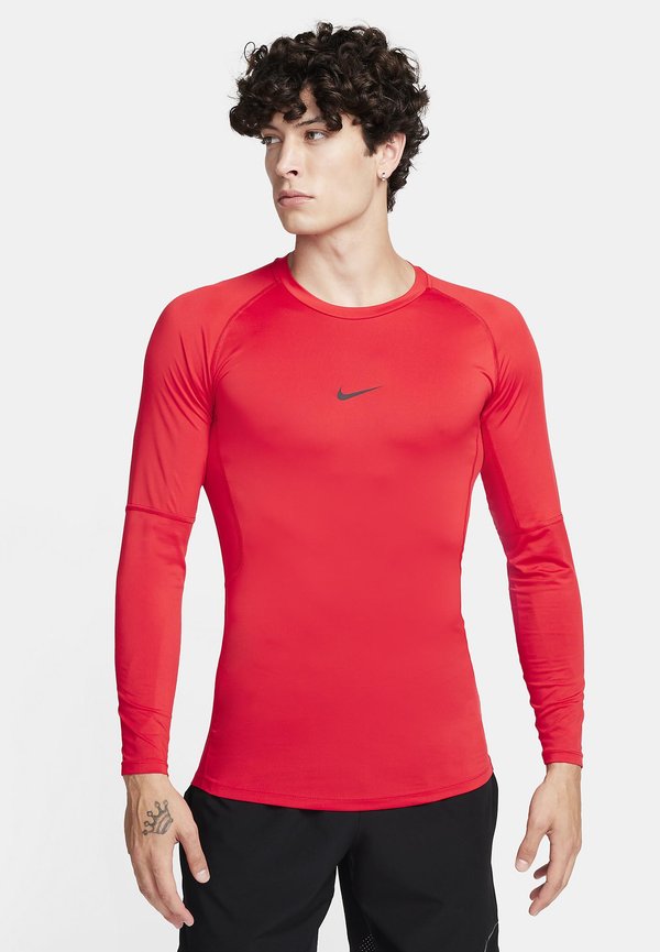 Nike Performance M NP DF TIGHT TOP LS - Long sleeved top - university red black