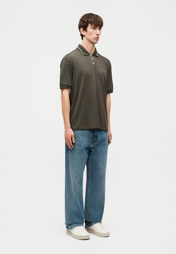 Armani Exchange