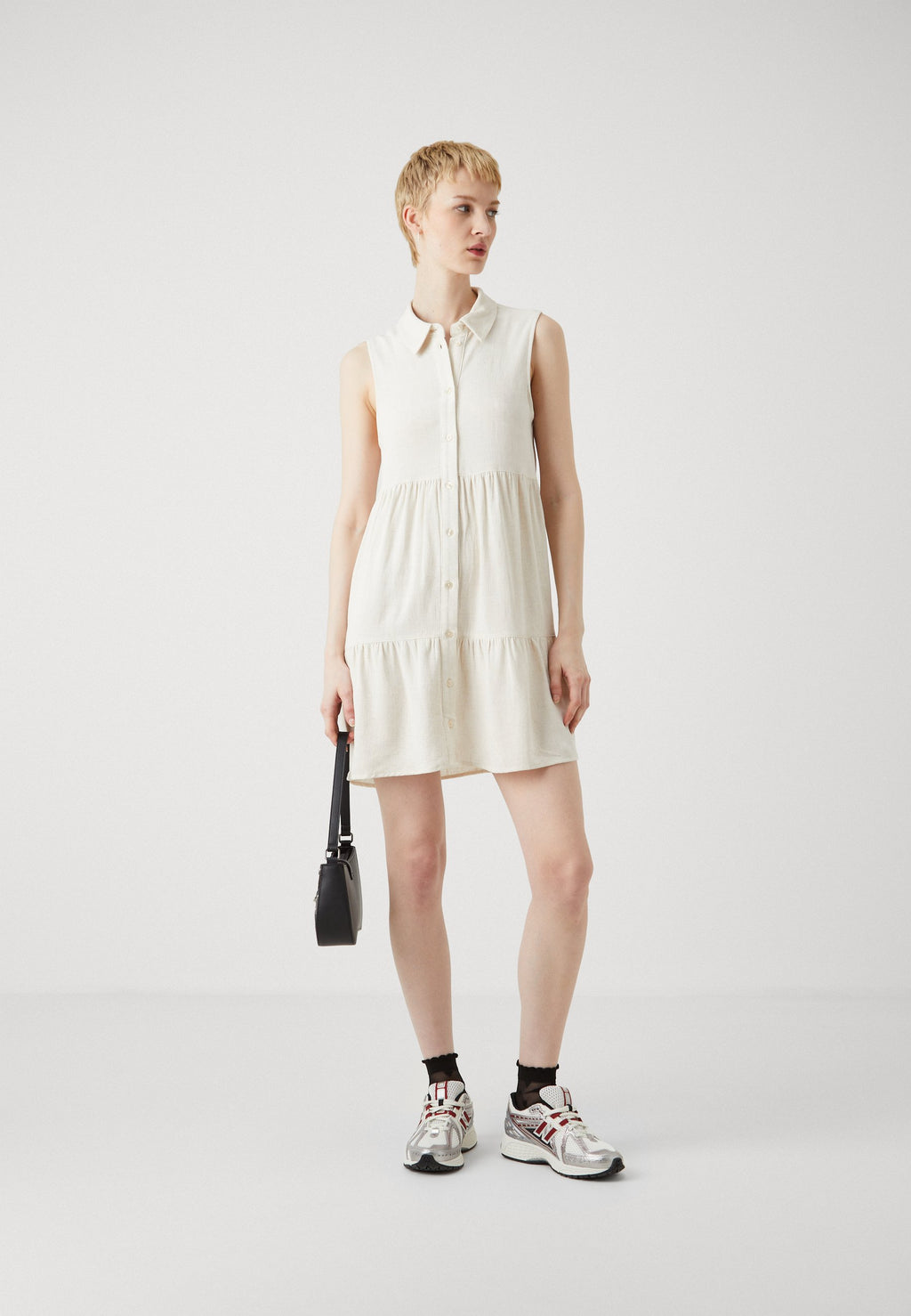 ONLSIESTA SHIRT DRESS Media 2