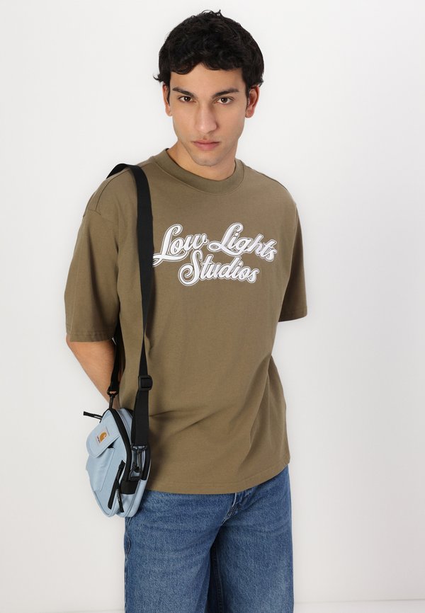 LOW LIGHTS STUDIOS® SHUTTER UNISEX