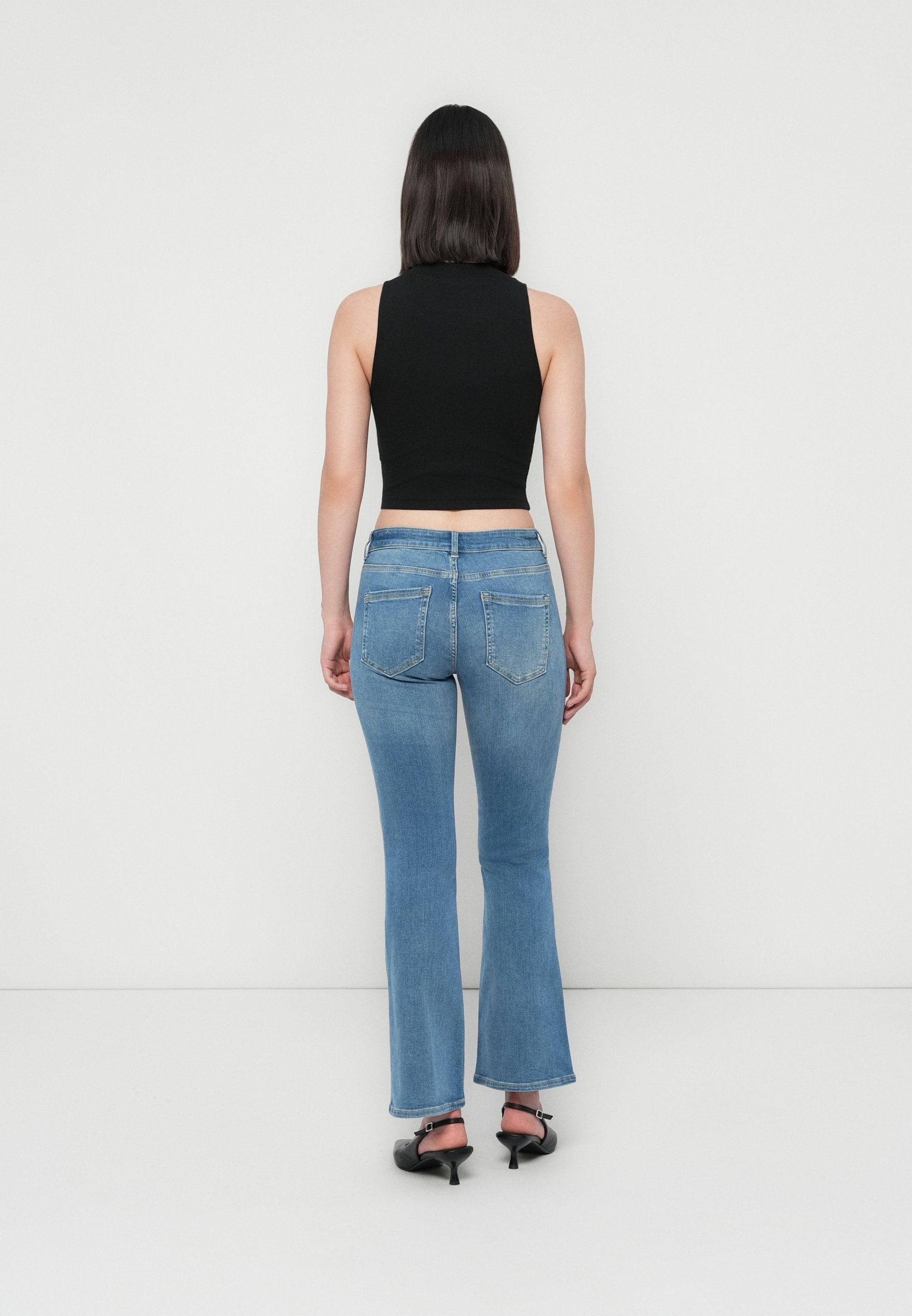 ONLBLUSH MID WAIST FLARED Media 4