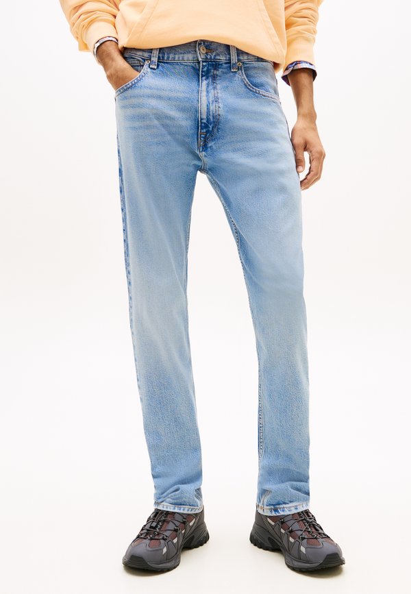 Tommy Jeans WHISKERED FADED SLIM JEANS