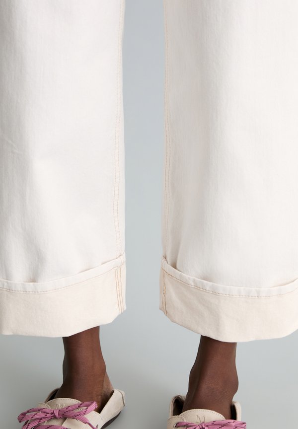 Marc O'Polo DENIM MARC O'POLO DENIM JEANS MODEL TOMMA WIDE AUS HOCHWERTIGEM STRETCH-DENIM