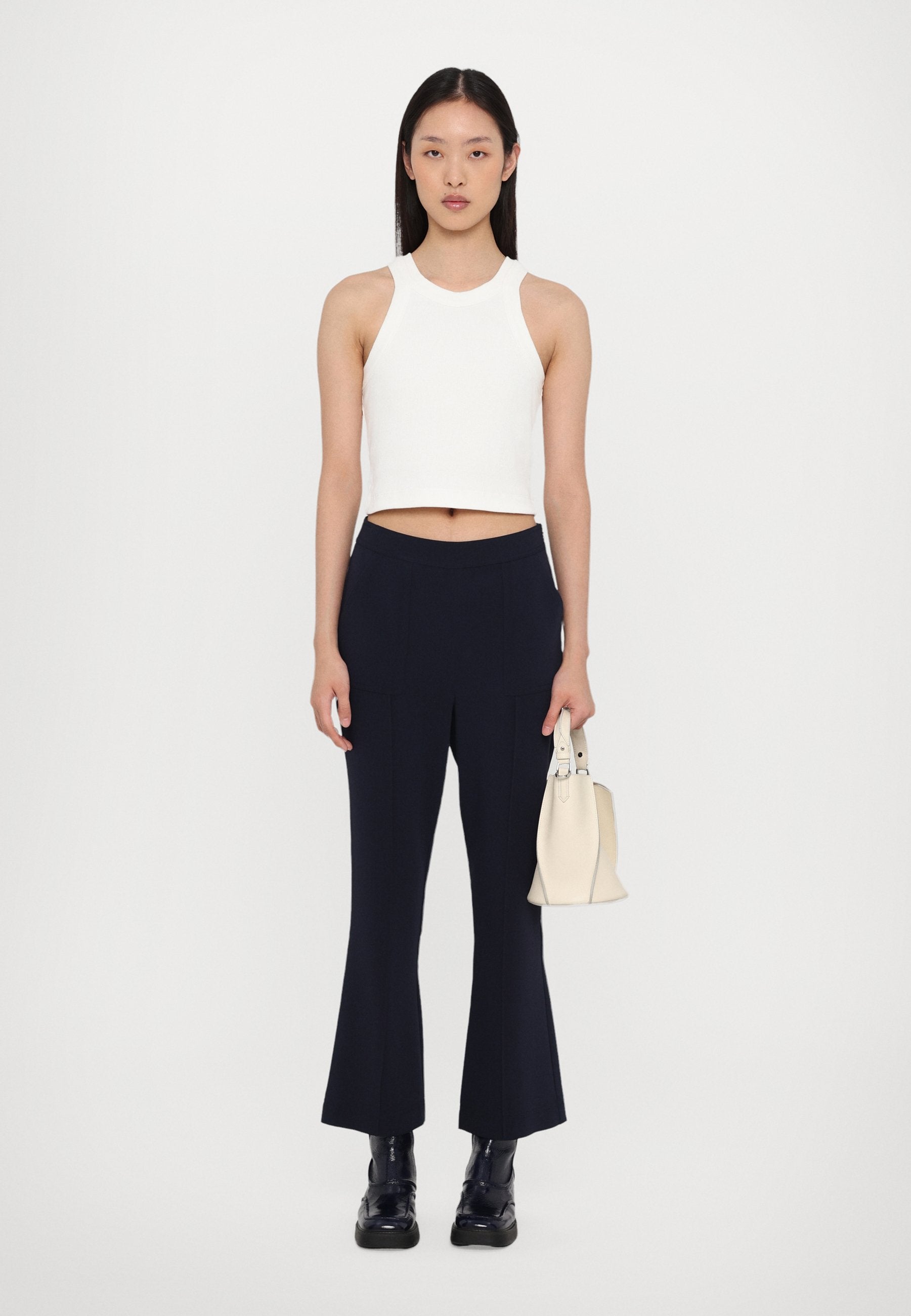 CLOSED CROPPED RACER TANK