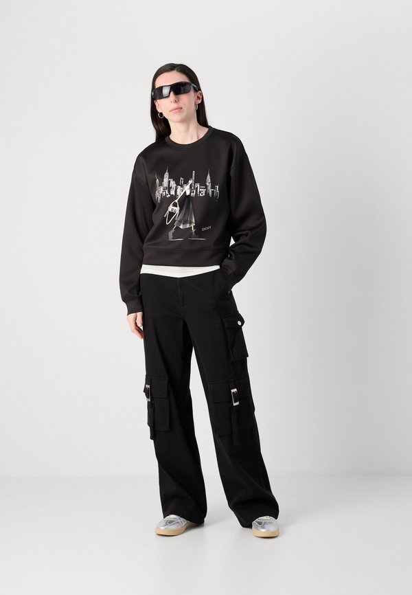 DKNY EMPIRE BUILDING COVERSATIONAL