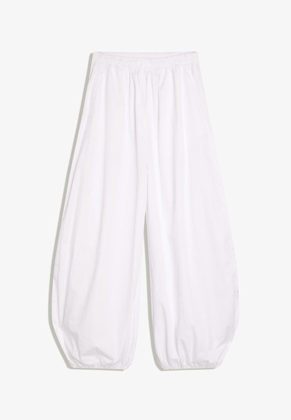 Bershka Trousers - white