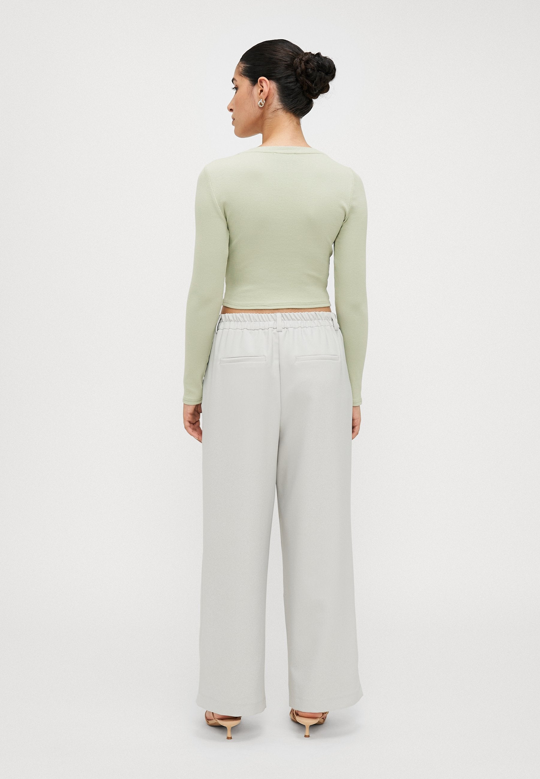 ONLLANDO WIDE PLEAT Media 4