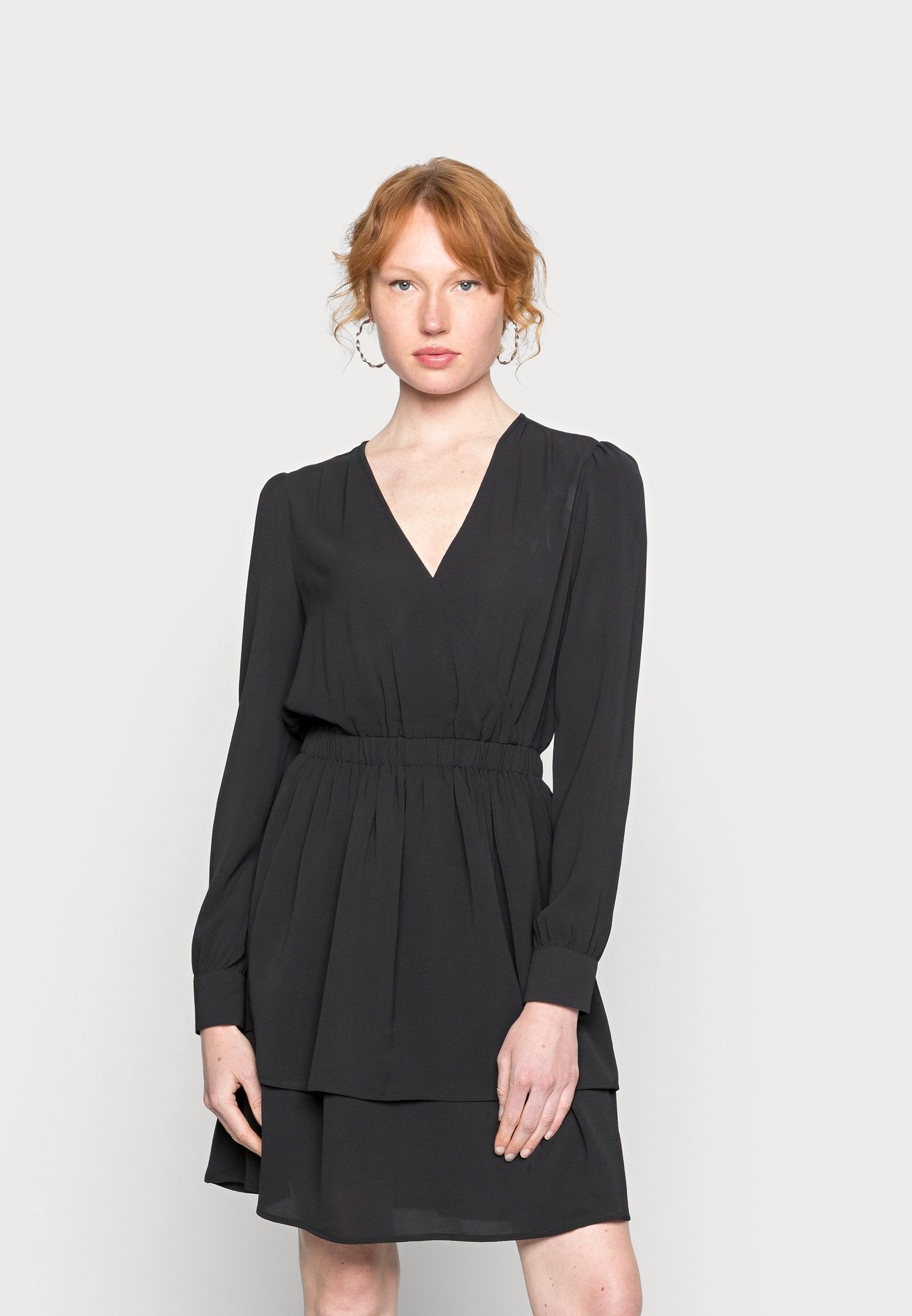 ONLELISABETH LAYERED DRESS Media 3