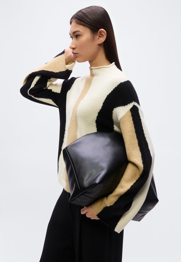 DKNY