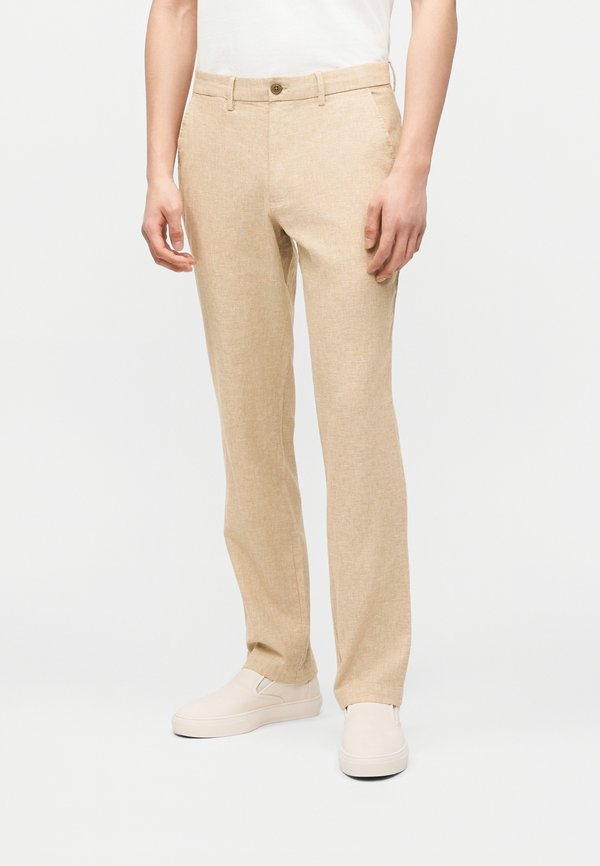 GAP STRAIGHT