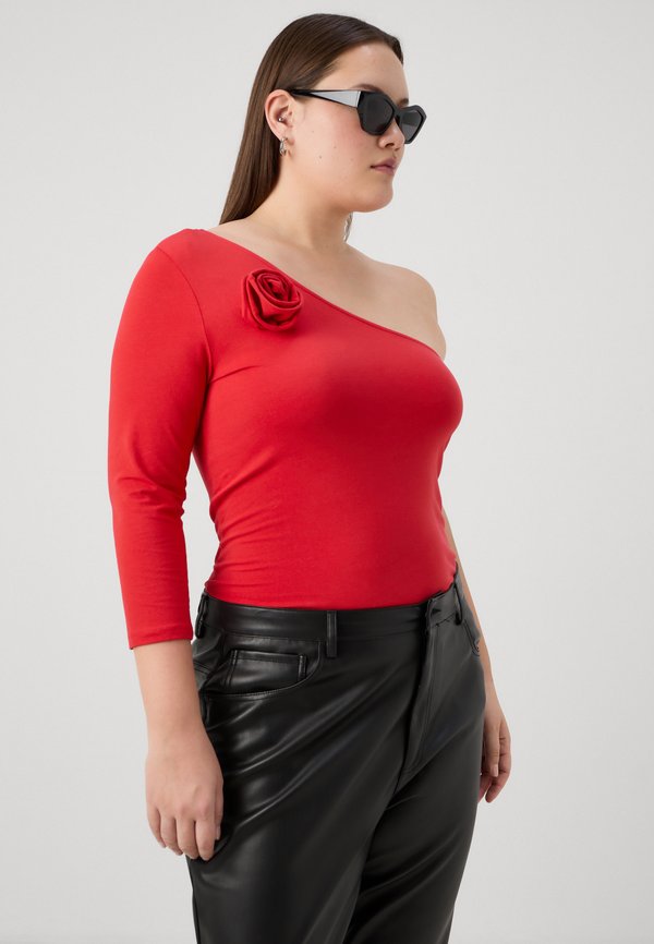 ONLY Carmakoma CARROYSA ONE SHOULDER 3/4