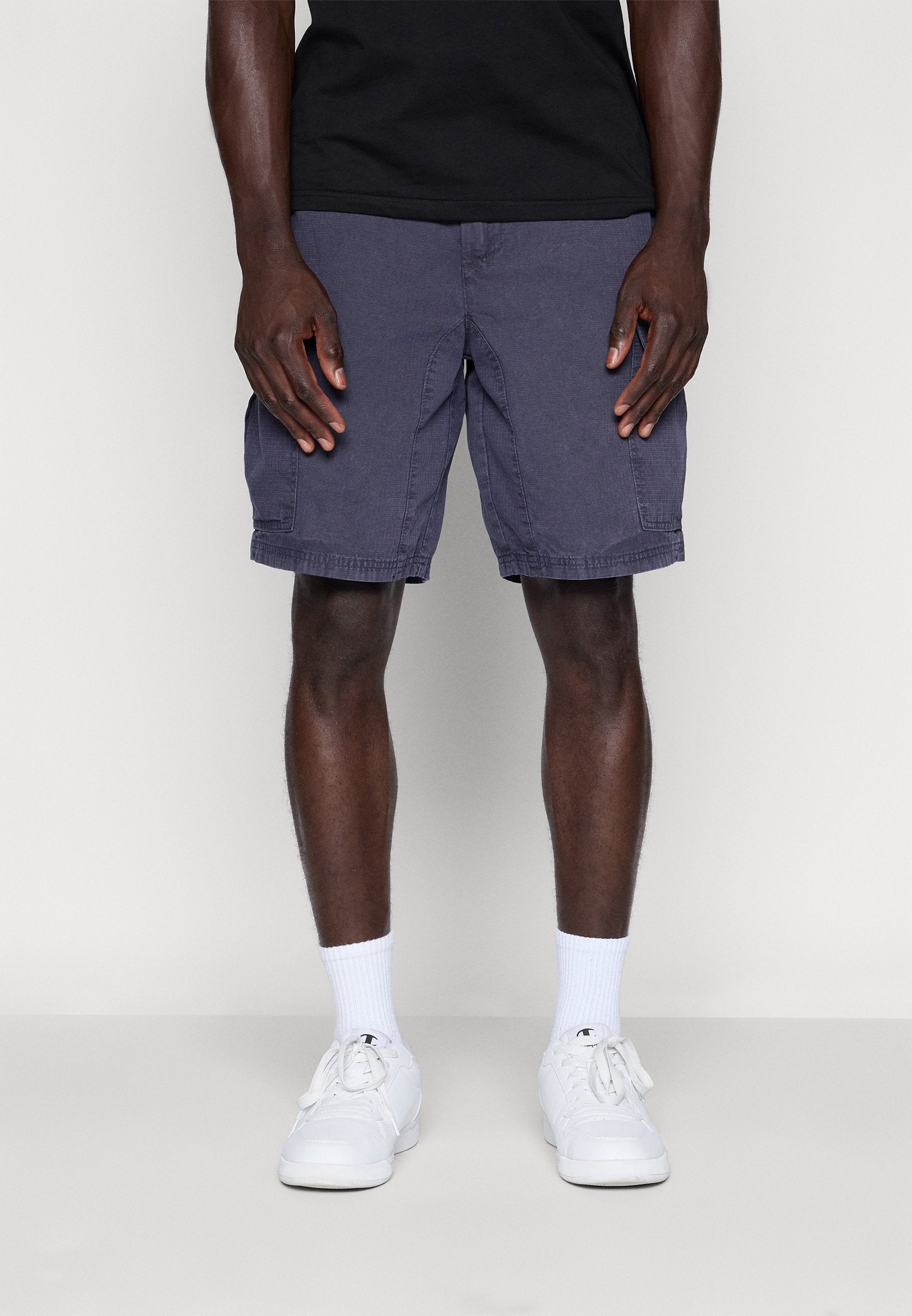 4F REGULAR FIT