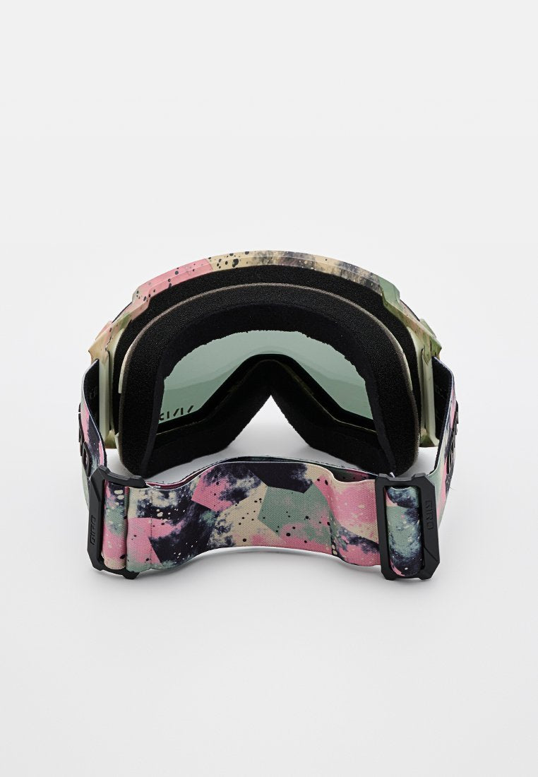 Giro REVOLT