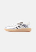 adidas Originals HANDBALL SPEZIAL LT W - Trainers - silver-coloured metallic/cream white