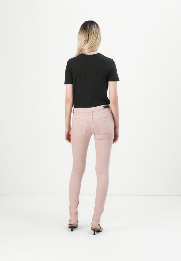 ONLY ONLBLUSH LOW WAIST