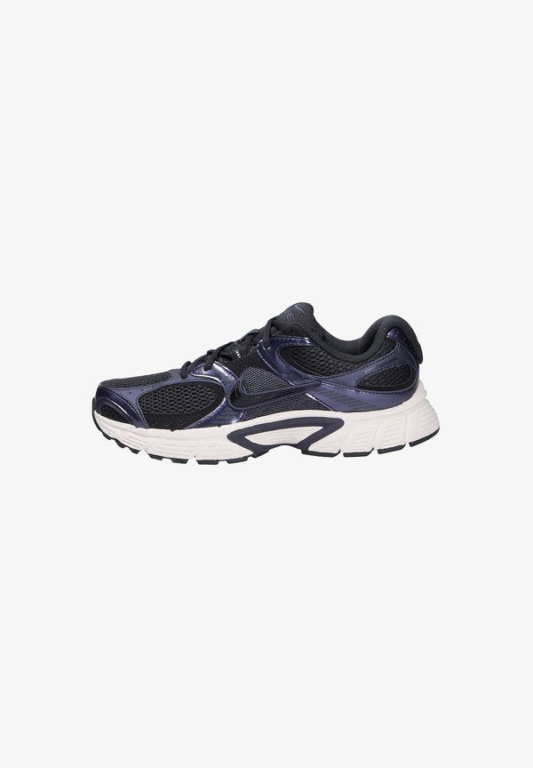 Nike Sportswear NIKE SPORTSWEAR HERREN SNEAKER V5 RNR - Trainers - schwarz