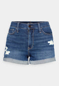 Dunkelblaue Denimshorts mit verwaschenem Muster und umgeschlagenem Saum. Verfügt über Vorder- und Hintertaschen sowie einen Knopf- und Reißverschluss.