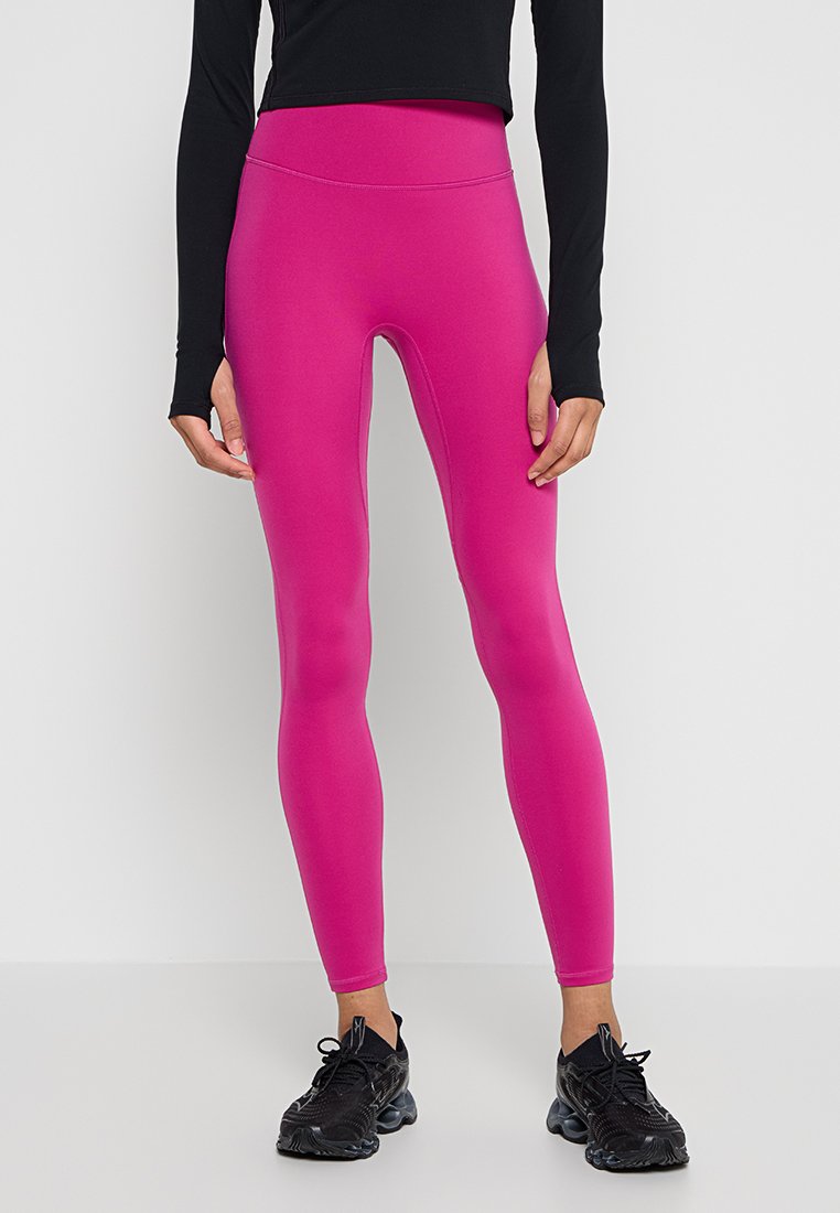 Fabletics TRINITY