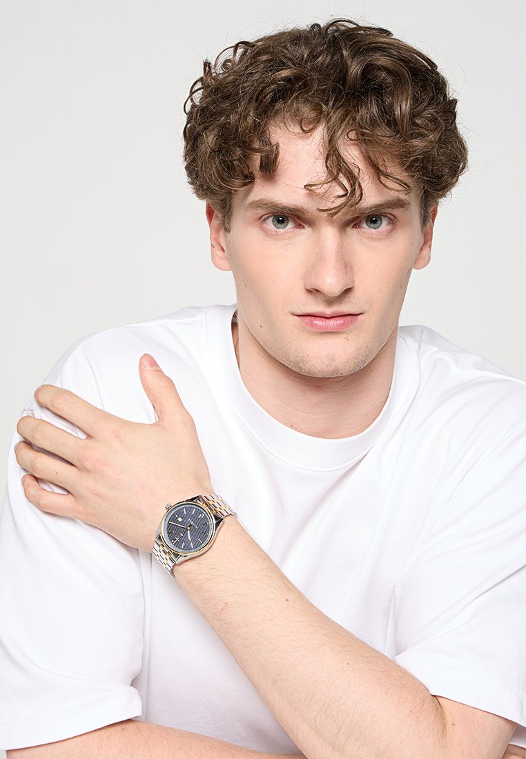 MACY'S Media 2