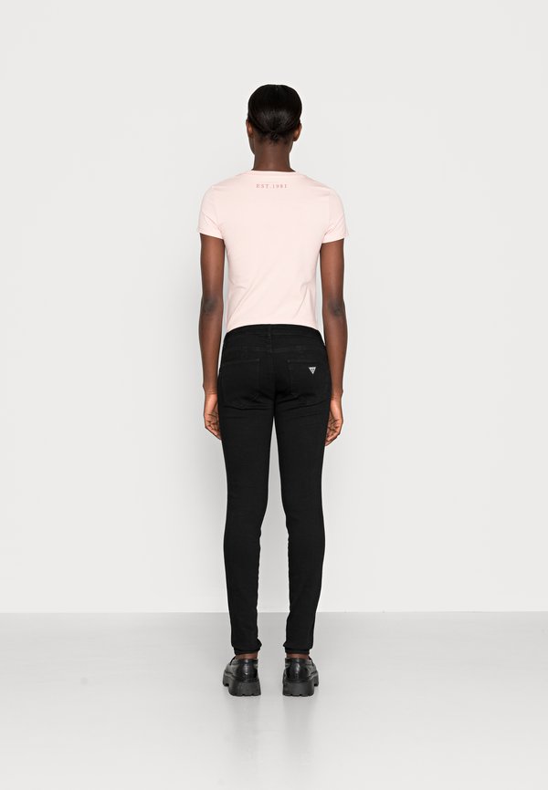 Guess CURVE X