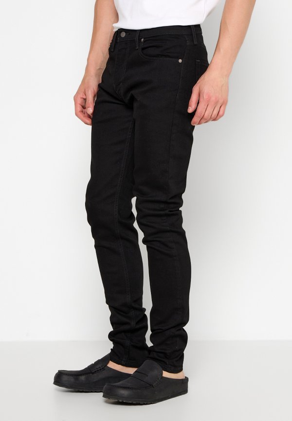 Levi's® 512® SLIM TAPER