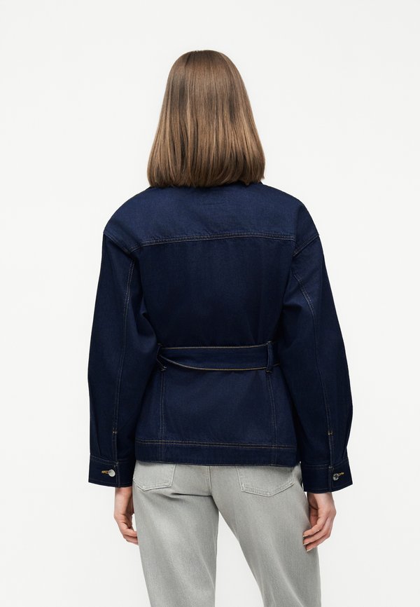 Calvin Klein Jeans