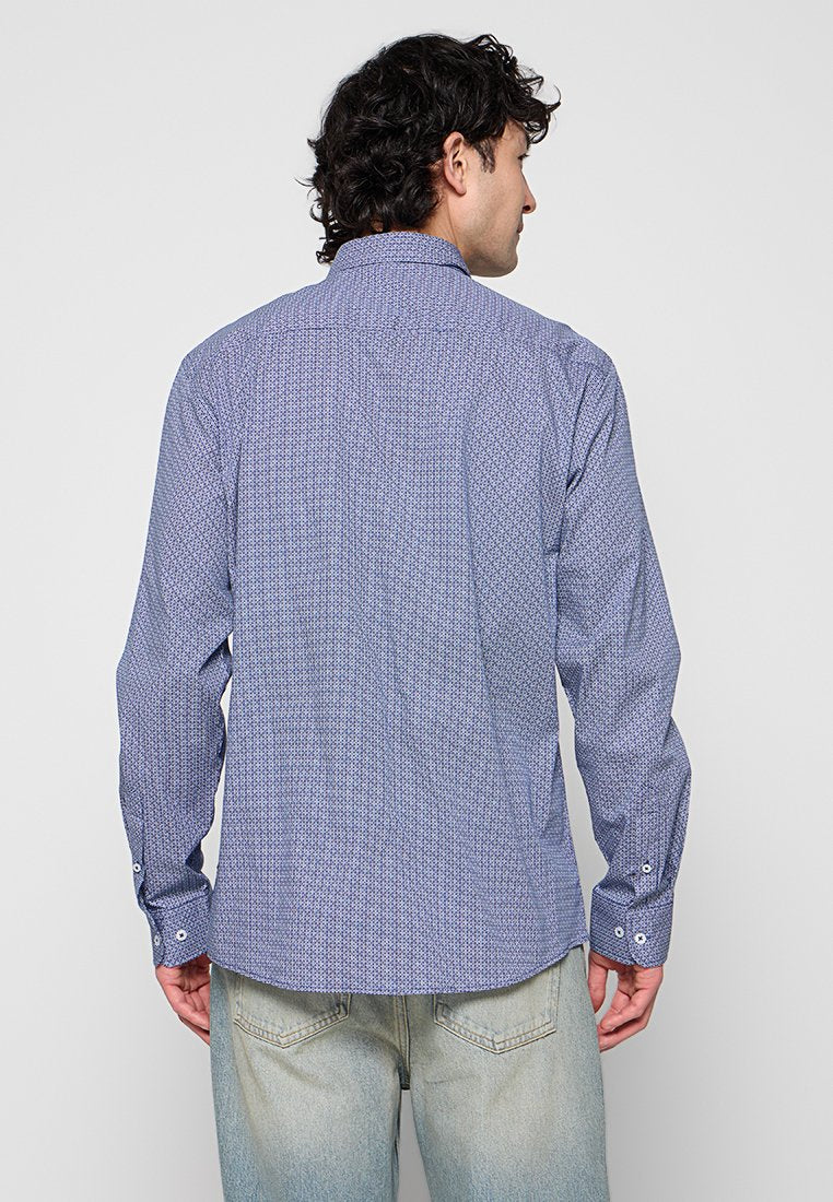 REGULAR FIT Media 2
