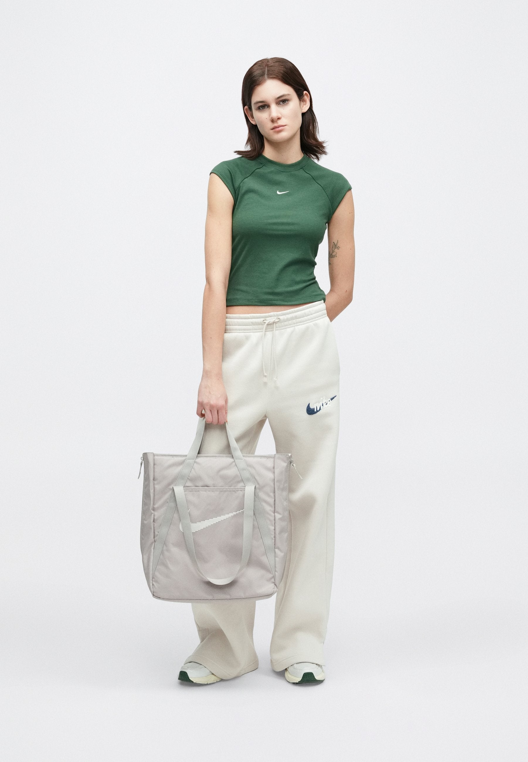 Nike Sportswear CHILL