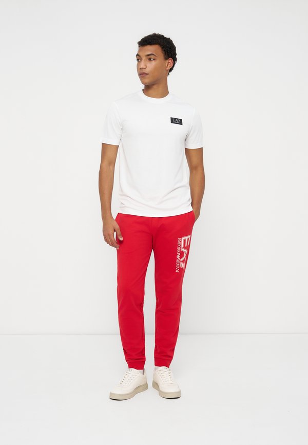 EA7 Emporio Armani
