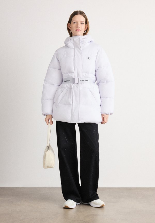 Calvin Klein Jeans BELTED MIDWEIGHT PUFFER