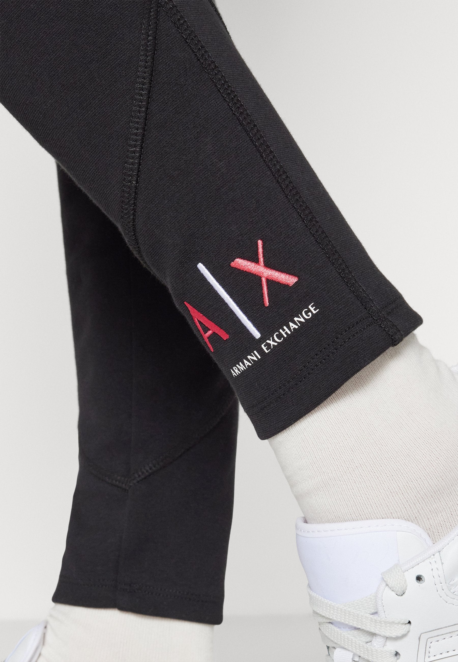 CAPSULE LEGGING Media 6