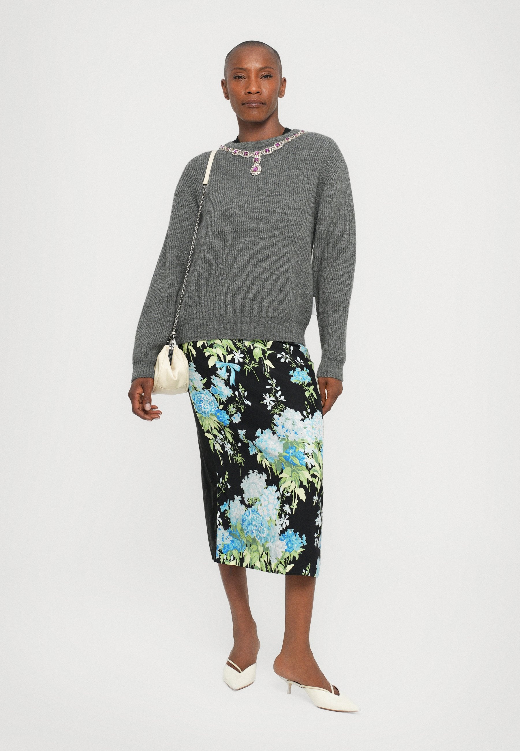 MOSCHINO SWEATER