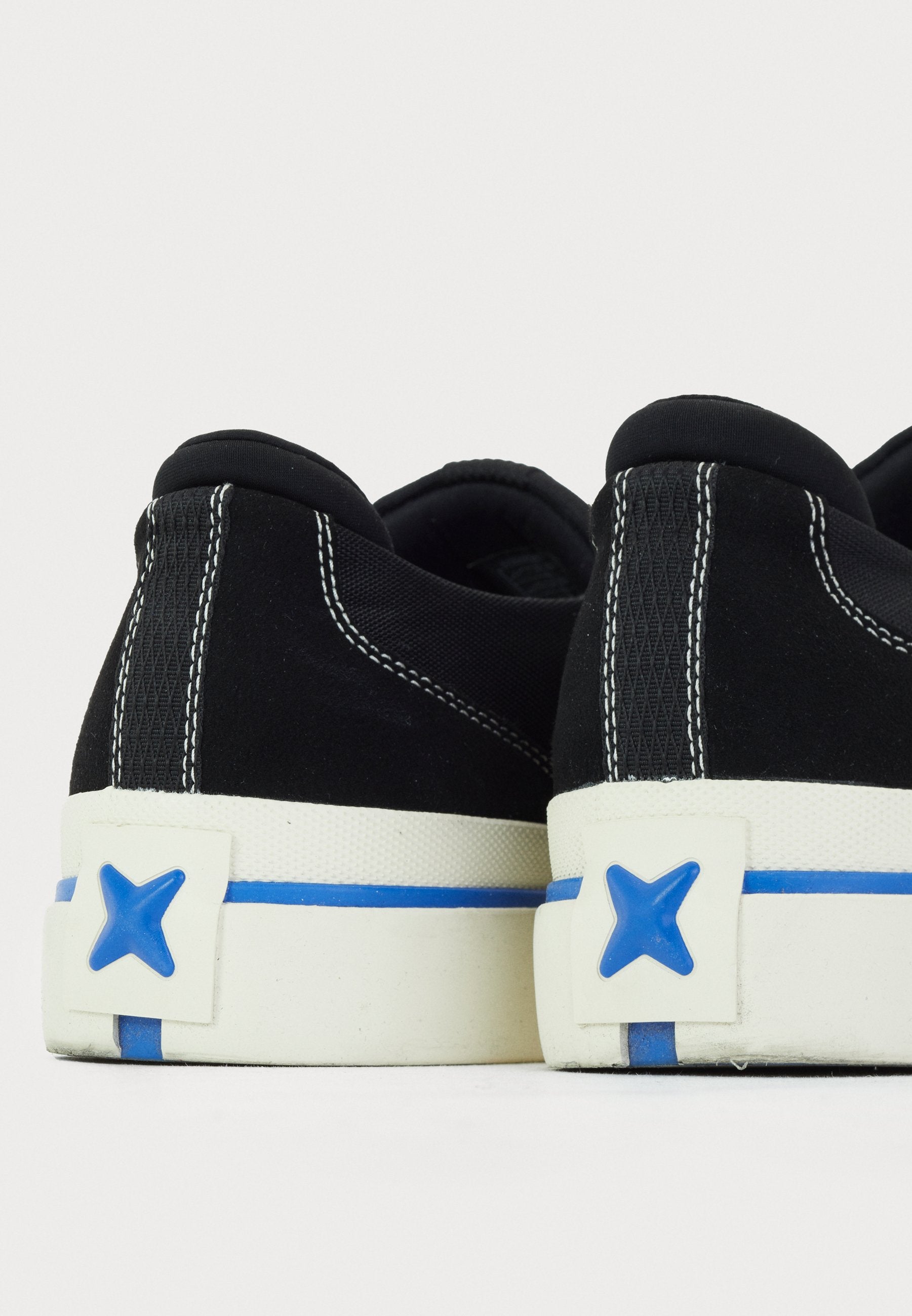 HUGO HERO VULCANIZED SNEAKERS UNISEX