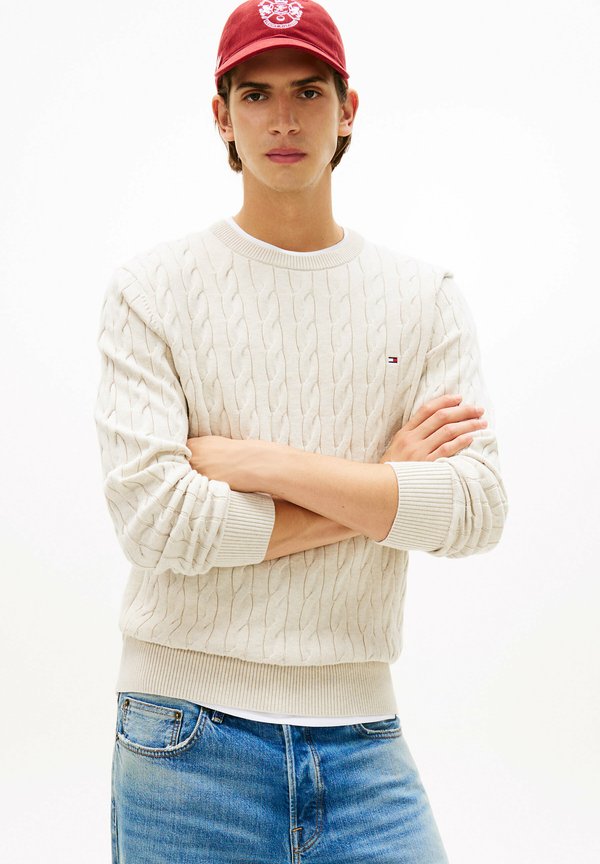 Tommy Hilfiger CLASSIC CABLE CREW NECK  ELEVATED ESSENTIALS - Jumper - heathered oatmilk