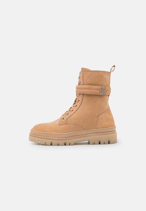 s.Oliver Lace-up ankle boots - camel